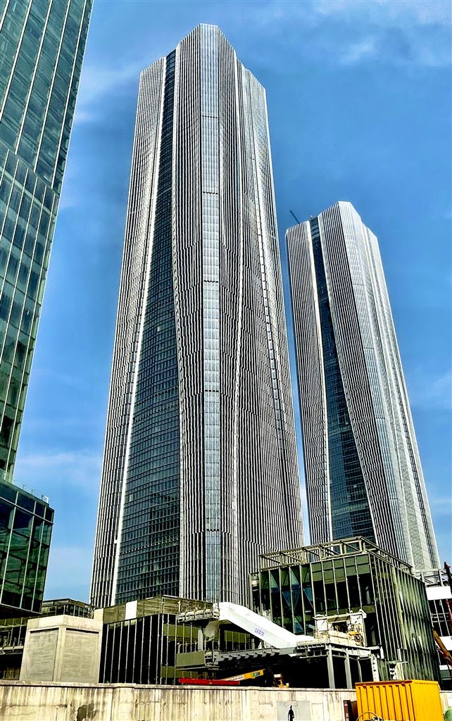 张江“科学之门”西塔楼冲刺收官 建筑安装工程助力全球科创中心崛起